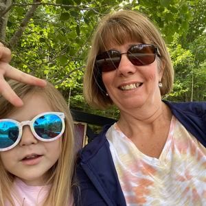 Meet your Posher, Christine